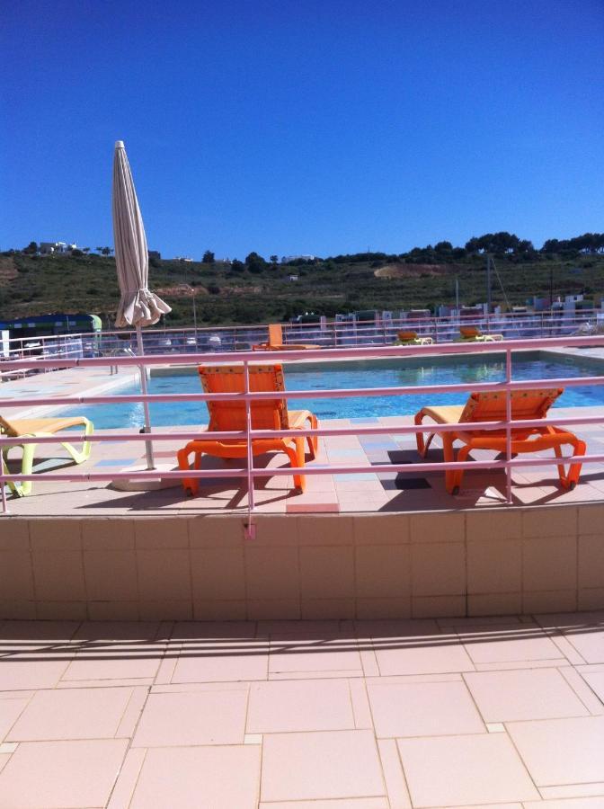 Marina De T1 Ate 2 Pax Ou T2 Ate 6 Pax Com Piscina E Vista Marina Apartamento *