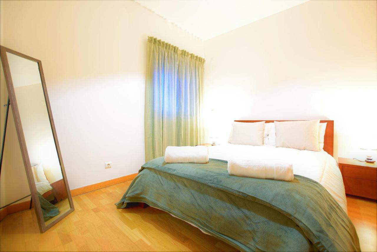 Apartamento Marina De T1 Ate 2 Pax Ou T2 Ate 6 Pax Com Piscina E Vista Marina *